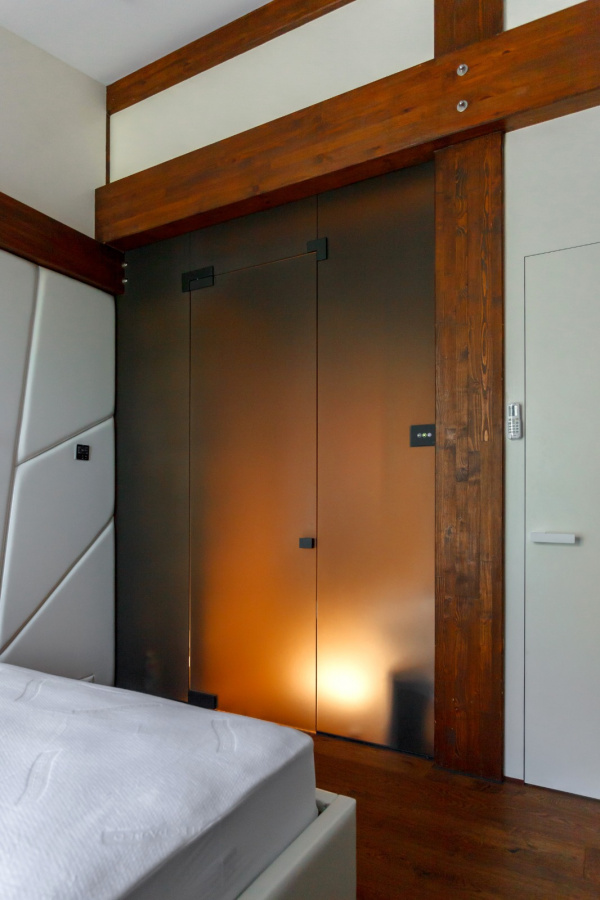 Цельностеклянные перегородки