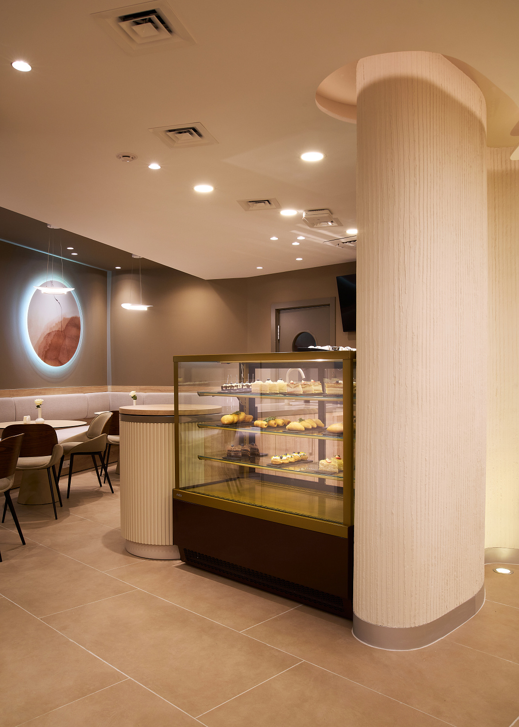 Клиника УГМК, дизайнер Стефанович