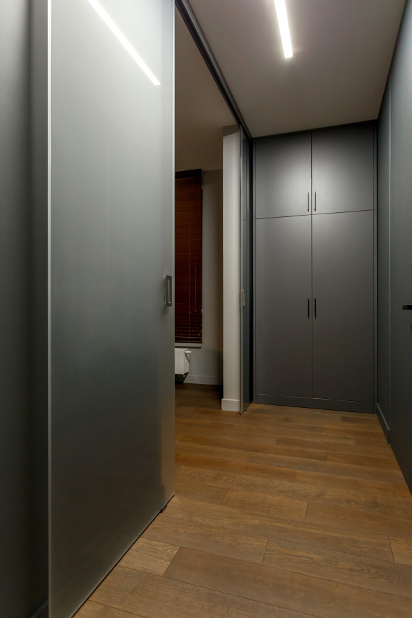 Матовые стеклянные двери