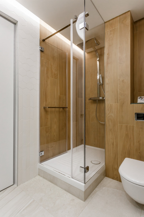 Угловые ограждения для душа